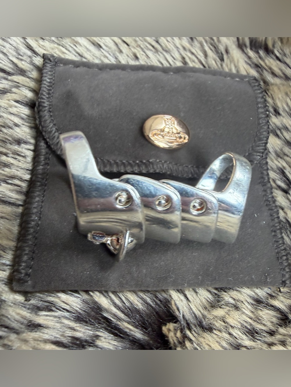 Vivienne Westwood Sterling Silver Armour Ring w/ Orb - Excellent Pre Owned Cond - Picture 11 of 11